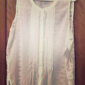 Liz Claiborne sleeveless cream shirt.
